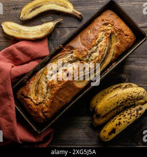 Bananenbrötchen von oben Stockfoto