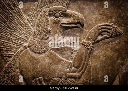 Adliger Schutzgeist, Assyrer, 865-860 v. Chr., aus Nimrud, Tempel von Ninurta, Britisches Museum, London, England, Großbritannien Stockfoto