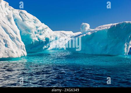 Eisformation, Melchior Island, Antarktis, Sonntag, 19. November, 2023. Foto: David Rowland / One-Image.com Stockfoto