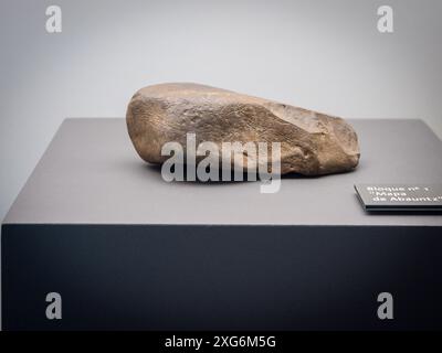 Abauntz-Karte, kartographisches Dokument auf Stein, (um 19.000 v. Chr.), Museum of Navarra, Pamplona, Navarra, Spanien. Stockfoto