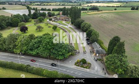 Eine Luftaufnahme des Pontefract Krematoriums, vor der Beerdigung von Rob CBE Burrow im Pontefract Crematorium, Pontefract, Vereinigtes Königreich, 7. Juli 2024 (Foto: Mark Cosgrove/News Images) in Pontefract, Vereinigtes Königreich am 7. Juli 2024. (Foto: Mark Cosgrove/News Images/SIPA USA) Stockfoto