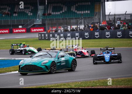 Safety Car, während der 7. Runde der FIA Formel-3-Meisterschaft 2024 vom 5. Bis 7. Juli 2024 auf dem Silverstone Circuit in Silverstone, Großbritannien - Foto Eric Alonso / DPPI Stockfoto