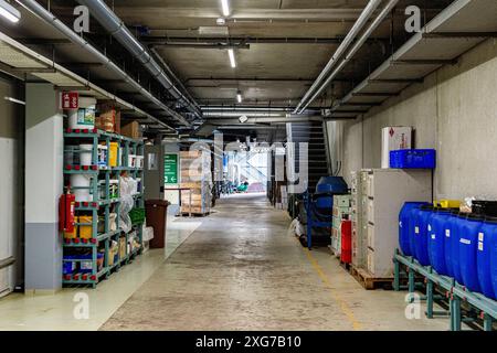 Hinter den Kulissen Diergaarde Blijdorp Zoo: Hinter den Kulissen des Aquariums. Rotterdam, Niederlande. Rotterdam Diergaarde Blijdorp Zuid-Holland Nederland Copyright: XGuidoxKoppesxPhotox Stockfoto