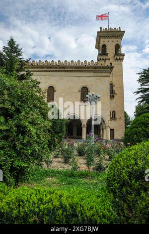 Gori, Georgien - 3. Juli 2024: Das Joseph Stalin Museum, das dem Leben von Joseph Stalin gewidmet ist, befindet sich in Gori, Georgien. Stockfoto