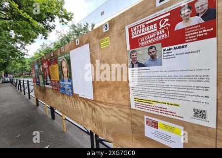 Paris, Frankreich, 07.07.2024: Zweite Runde der Parlamentswahl in Frankreich: Wahlplakate *** Paris, Frankreich, 07 07 2024 zweite Runde der Parlamentswahlen in Frankreich Wahlplakate Copyright: XdtsxNachrichtenagenturx dts 43512 Stockfoto