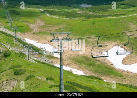 Seilbahn in den Bergen. Berglift. Tatra, Polen, Kasprowy Wierch. Stockfoto