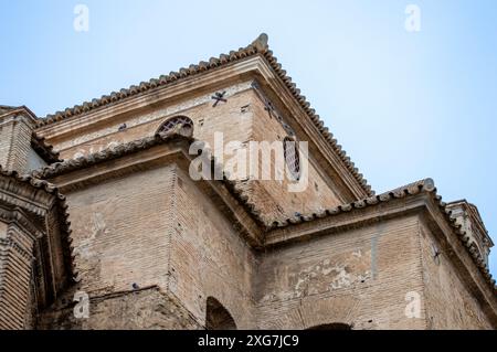 ANTEQUERA, SPANIEN - 17. SEPTEMBER 2023: Panoramablick auf die historische andalusische Stadt in Antequera, Spanien am 17. September 2023 Stockfoto