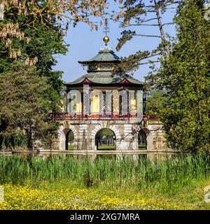FRANKREICH. ILE DE FRANCE. VAL D'OISE (95) L'ISLE ADAM. DER CHINESISCHE PAVILLON IM CASSAN PARK STAMMT AUS DEM JAHR 1781 Stockfoto