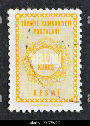 Gestempelte Briefmarke, gedruckt von der Türkei, mit Zahlenwert, ca. 1964. Stockfoto