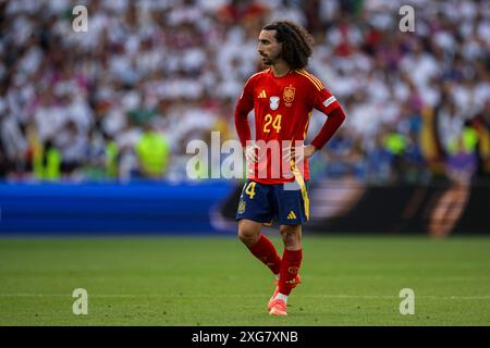 Stuttgart, Deutschland. 5. Juli 2024. Marc Cucurella aus Spanien sieht beim Viertelfinalspiel der UEFA EURO 2024 zwischen Spanien und Deutschland zu. Quelle: Nicolò Campo/Alamy Live News Stockfoto