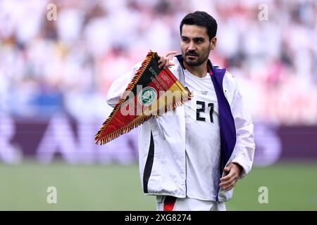 Ilkay Gundogan aus Deutschland sieht beim Viertelfinalspiel der UEFA Euro 2024 zwischen Spanien und Deutschland an. Stockfoto