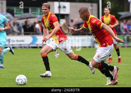 Apeldoorn, Niederlande. Juli 2024. APELDOORN, NIEDERLANDE - 7. JULI: Soren Tengstedt von Go Ahead Eagles während des Vorsaisonspiels zwischen Go Ahead Eagles und Almere City FC bei WWNA am 7. Juli 2024 in Apeldoorn, Niederlande. (Foto von Peter Lous/Orange Pictures) Credit: Orange Pics BV/Alamy Live News Stockfoto