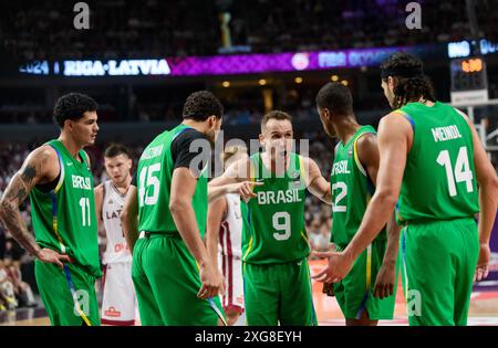 RIGA, Lettland. Juli 2024. FIBA OLYMPISCHES Qualifikationsspiel 2024 zwischen der Mannschaft Lettland und der Mannschaft Brasilien. Quelle: Gints Ivuskans/Alamy Live News Stockfoto