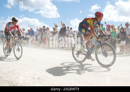 Troyes, Frankreich. Juli 2024. TROYES, FRANKREICH - JULI 07 : Jasper Stuyen für das Team lidl Trek während der 9. Etappe des 111. Rennens der Tour de France 2024, eine Etappe von 199 km mit Start und Ziel in Troyes am 07. Juli 2024 in Troyes, Frankreich, 07/2024 ( Foto: Jan de Meuleneir Pool / GodingImages) Credit: Peter Goding/Alamy Live News Stockfoto