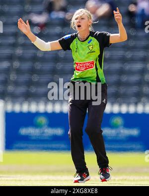 Cheltenham, Vereinigtes Königreich, 7. Juli 2024. Sophia Smale von Western Storm während des Rachael Heyhoe Flint Trophy Spiels zwischen Western Storm und Northern Diamonds. Quelle: Robbie Stephenson/Western Storm/Alamy Live News Stockfoto