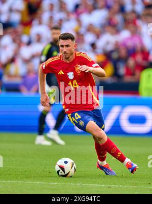 Aymeric Laporte, ESP 14 im Viertelfinalspiel DEUTSCHLAND, Spanien. , . Am 5. Juli 2024 in Stuttgart. Fotograf: ddp Images/STAR-Images Credit: ddp Media GmbH/Alamy Live News Stockfoto