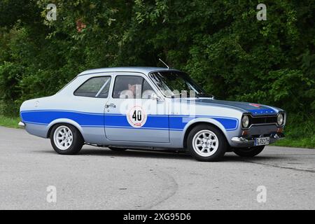 20. Regensburger Classic Rallye, Oldtimer-Rennen bzw Ausfahrt mit Start und Ziel in Regensburg, Via Laaber, Beratzhausen, Lupburg, Steinmühle bei Parsberg, Hexenagger, Kapflberg, Sinzing, Stadtamhof. Foto: Startnummer 40, Ford Escort RS 2000 MKI, Baujahr 1974 mit 170 PS *** 20 Regensburger Classic Rallye, Oldtimer-Rennen/Ausflug mit Start und Ziel in Regensburg, Via Laaber, Beratzhausen, Lupburg, Steinmühle bei Parsberg, Hexenagger, Kapflberg, Sinzing, Stadtamhof Foto Startnummer 40, Ford Escort RS 2000 MKI, Baujahr 1974 mit 170 ps Stockfoto