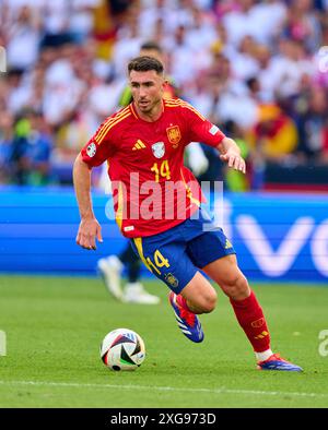 Aymeric Laporte, ESP 14 im Viertelfinalspiel DEUTSCHLAND - SPANIEN 1-2 N.V. der UEFA-Europameisterschaft 2024 am 5. Juli 2024 in Stuttgart. Fotograf: Peter Schatz Stockfoto