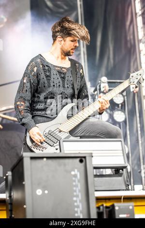 Mailand Italien. Juli 2024. Die schwedische Metalcore-Band IMMINENCE tritt live auf der Bühne des Ippodromo SNAI San Siro während des I-Days Milano Coca-Cola Festivals 2024 auf. Vermerk: Rodolfo Sassano/Alamy Live News Stockfoto