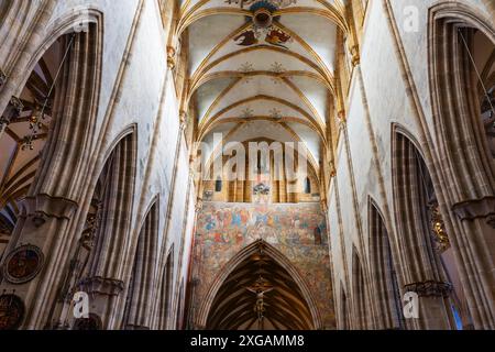 Fresko „das letzte Gericht“ über dem Chorbogen. Lutherische Kirche, Ulmer Münster in Ulm, Land Baden-Württemberg. Stockfoto