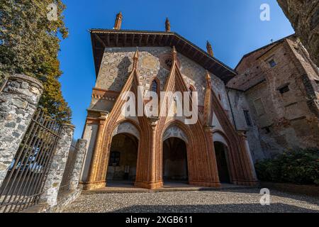 Blick auf die Abtei Sant'Antonio von Ranverso in Buttigliera Alta, Provinz Turin, Piemont, Italien Stockfoto