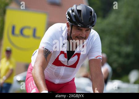 Richard Virenque, Radfahrer zur Unterstützung der Mécénat Chirurgie Cardiaque während der Tour de France 2024, Stage 7, Einzelzeitfahren, Nuits-Saint-Georges - Gevrey-Chambertin (25,3 km) am 5. Juli 2024 in Gevrey-Chambertin, Frankreich - Foto Laurent Lairys / DPPI Stockfoto