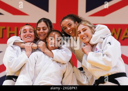 Team GB Olympisches Judo-Team (von links nach rechts) Lucy Renshall, Jemima Yeats Brown, Lele Nairne, Chelsie Giles und Emma Reid bei der British Judo Association am Walsall Campus der University of Wolverhampton. Bilddatum: Montag, 8. Juli 2024. Stockfoto