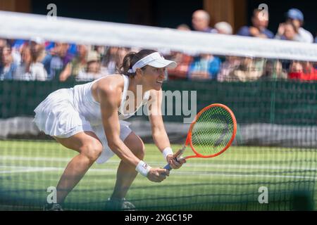 London, Großbritannien. Juli 2024. LONDON, VEREINIGTES KÖNIGREICH - 4. JULI: Luisa Stefani aus Brasilien am 4. Tag der Meisterschaft Wimbledon 2024 im All England Lawn Tennis and Croquet Club am 4. Juli 2024 in London, Vereinigtes Königreich. (Foto: Marleen Fouchier/BSR Agency) Credit: BSR Agency/Alamy Live News Stockfoto