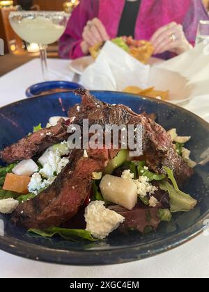 Carne Asada Entree im gehobenen mexikanischen Restaurant, El Rio Grande, NYC, USA, 2024 Stockfoto