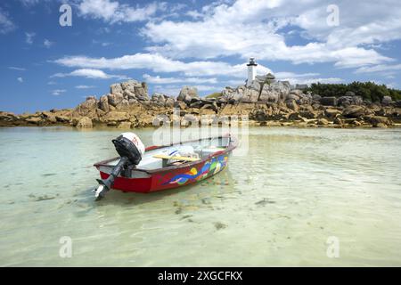 Frankreich, Finistere, heidnisches Land, Legende Küste, Brignogan Plages, Beg Pol, der Leuchtturm von Pontusval, wie unter Denkmalschutz Stockfoto