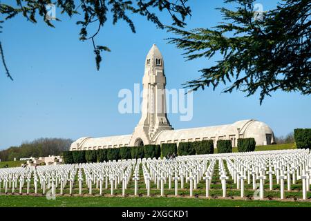 Frankreich, Maas, Douaumont, die Nekropole vor dem Denkmal Stockfoto