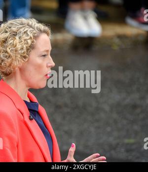 Cathy Newman – Chanel 4 News Presenter – in der Downing Street am Tag nach dem Sieg der Labour-Partei am 5. Juli 2024. Stockfoto