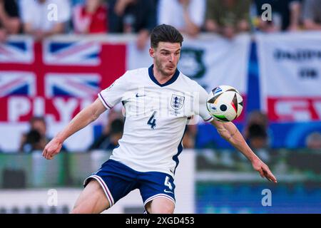 Düsseldorf, Deutschland. Juli 2024. Düsseldorf Arena Declan Rice aus England kontrolliert den Ball während des Viertelfinales der UEFA EURO 2024 zwischen England und der Schweiz am 6. Juli 2024 in Düsseldorf Arena. (Foto von SPP) (Eurasia Sport Images/SPP) Credit: SPP Sport Press Photo. /Alamy Live News Stockfoto