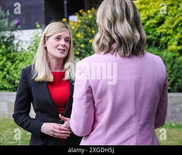 London, Großbritannien. Juli 2024. Neue und etablierte Abgeordnete der Labour Party on College Green für die Medieninterview-Runde. Quelle: Imageplotter/Alamy Live News Stockfoto