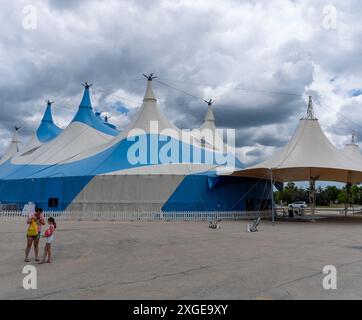 Zirkuszelte in einem Zirkus in den Vororten von Chicago, IL Stockfoto