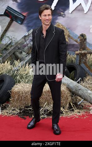 London, Großbritannien. Juli 2024. Glen Powell at the Twisters European Premiere, Leicester Square, London, UK, 8. Juli, 2024. Foto: Stuart Hardy/ABACAPRESS. COM Credit: Abaca Press/Alamy Live News Stockfoto