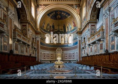 Apsis der Lateranbasilika (Basilica di San Giovanni in Laterano) neoklassizistische und barocke Kirche in Rom, Italien Stockfoto