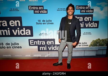 Mexiko-Stadt, Mexiko. Juli 2024. Hugo Catalan besucht am 8. Juli 2024 den roten Teppich der Filmpremiere von Entra en Mi Vida im Cinepolis Miyana in Mexiko-Stadt. (Foto: Carlos Tischler/ Eyepix Group) (Foto: Eyepix/NurPhoto) Credit: NurPhoto SRL/Alamy Live News Stockfoto