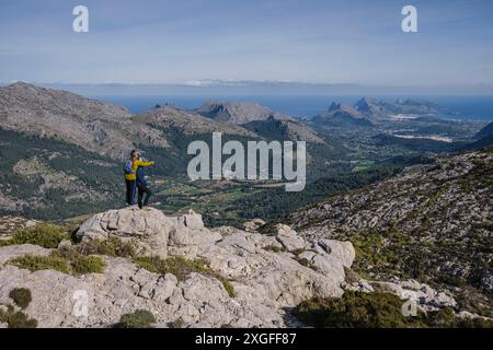 Abfahrt zum Puig de Ca Pass, Escorca, Mallorca, Balearen, Spanien Stockfoto