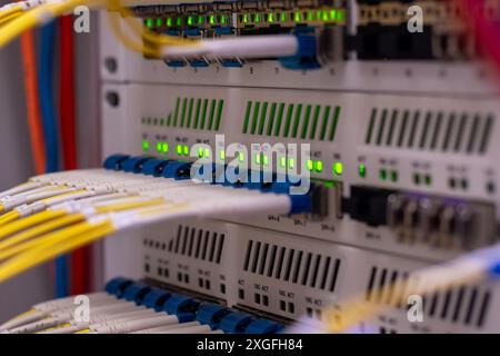 Dieses Bild ist Teil einer Reihe von Nahaufnahmen verschiedener Netzwerkgeräte Stockfoto