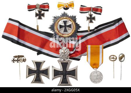 Medaillen und Dekorationen, Ritterorden, Ritterkreuz, 20. Jahrhundert, EIGENTUM FREIGEGEBEN Stockfoto