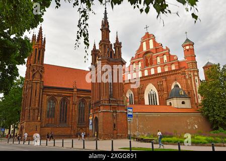 Anne-Kirche und St. Franziskus- und Bernhardinskirche, UNESCO-Weltkulturerbe, Vilnius, Litauen, Europa Stockfoto