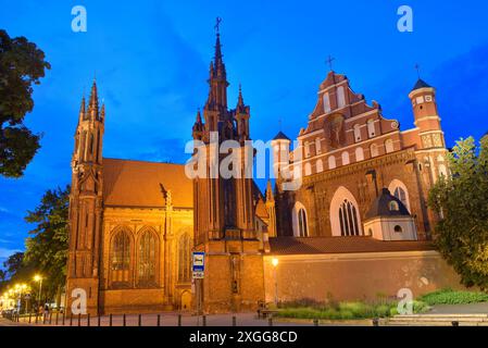 Anne-Kirche und St. Franziskus- und Bernhardinskirche, UNESCO-Weltkulturerbe, Vilnius, Litauen, Europa Stockfoto