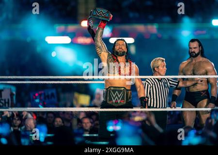 WWE Wrestling Superstar Roman Reigns mit Meisterschaftsgürtel bei Clash at the Castle in Cardiff, Wales am 3. September 2022 Stockfoto