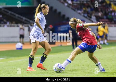 Ornella Vignola (Spanien) und Fiama Hidalgo (Costa Rica) beim Spiel Costa Rica gegen Spanien am 13. August 2022 Stockfoto