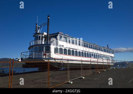 Rotorua, Nordinsel, Neuseeland - Paddeldampfer Lakeland Queen Cruises im Trockendock in der Nähe von Motutara Point in Government Gardens neben Lake Rotorua Stockfoto