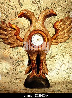 Uhr, Saaluhr, Tischuhr, Holzschnitzerei 'Doppeladler', Süddeutschland, um 1800, ZUSATZRECHTE-CLEARANCE-INFO-NICHT-VERFÜGBAR Stockfoto