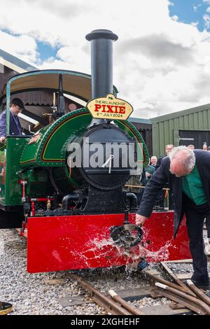 Schmalspurdampfmaschine Bagnall „Pixie“, das sich im Besitz von Rev. Teddy Boston aus Cadeby während eines Fotocharterscheins an der Richmond Light Railway befand. Stockfoto