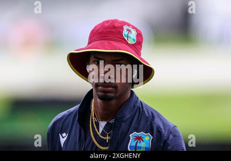 Der Spieler Alick Athanaze aus Westindien ist vor einer Netzsession auf dem Lord's Cricket Ground in London. Bilddatum: Dienstag, 9. Juli 2024. Stockfoto