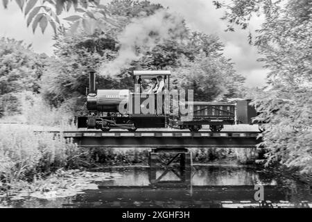 Schmalspurdampfmaschine Bagnall „Pixie“, das sich im Besitz von Rev. Teddy Boston aus Cadeby während eines Fotocharterscheins an der Richmond Light Railway befand. Stockfoto